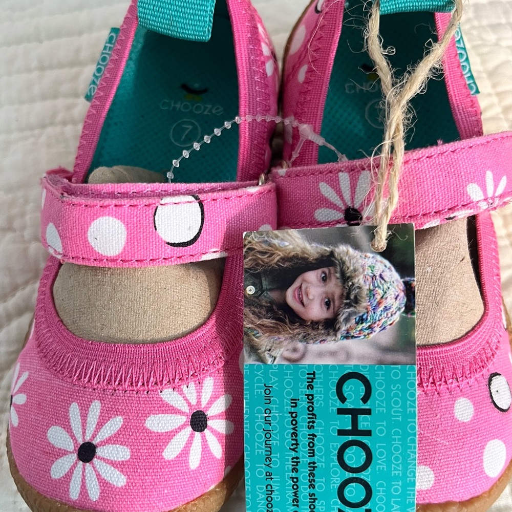 Chooze Pink Floral Baby Toddler Mary Jane Barefoot Style Shoes Size 7